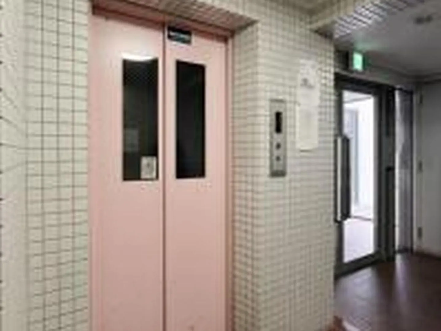 アルカディアef508 Appartement Osaka Japan
